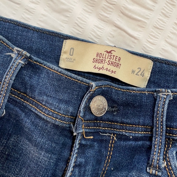 Dark denim high waisted shorts - Picture 3 of 4